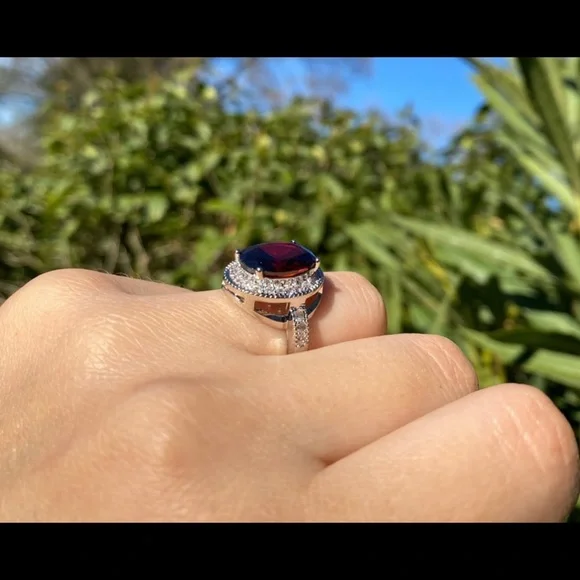 Luxury Male Female Big Oval Ring Charm Silver Color Red Stone Ring Engag… - Picture 7 of 8